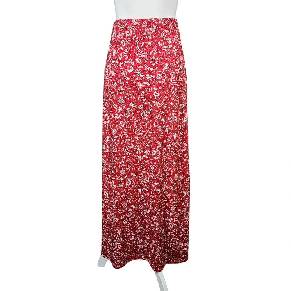 CeCe Maxi Skirt Womens Small Red White Floral Elastic Waist Knit Casual Office